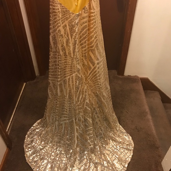 Prom Dress - Picture 2 of 5